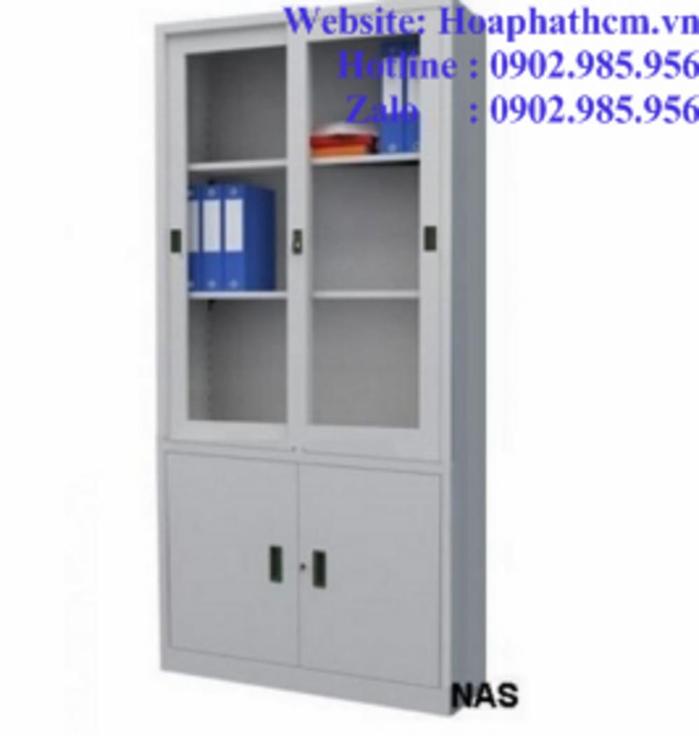 Cửa lùa trượt nhẹ — mở nhanh, không chiếm khoảng không phía trước tủ.