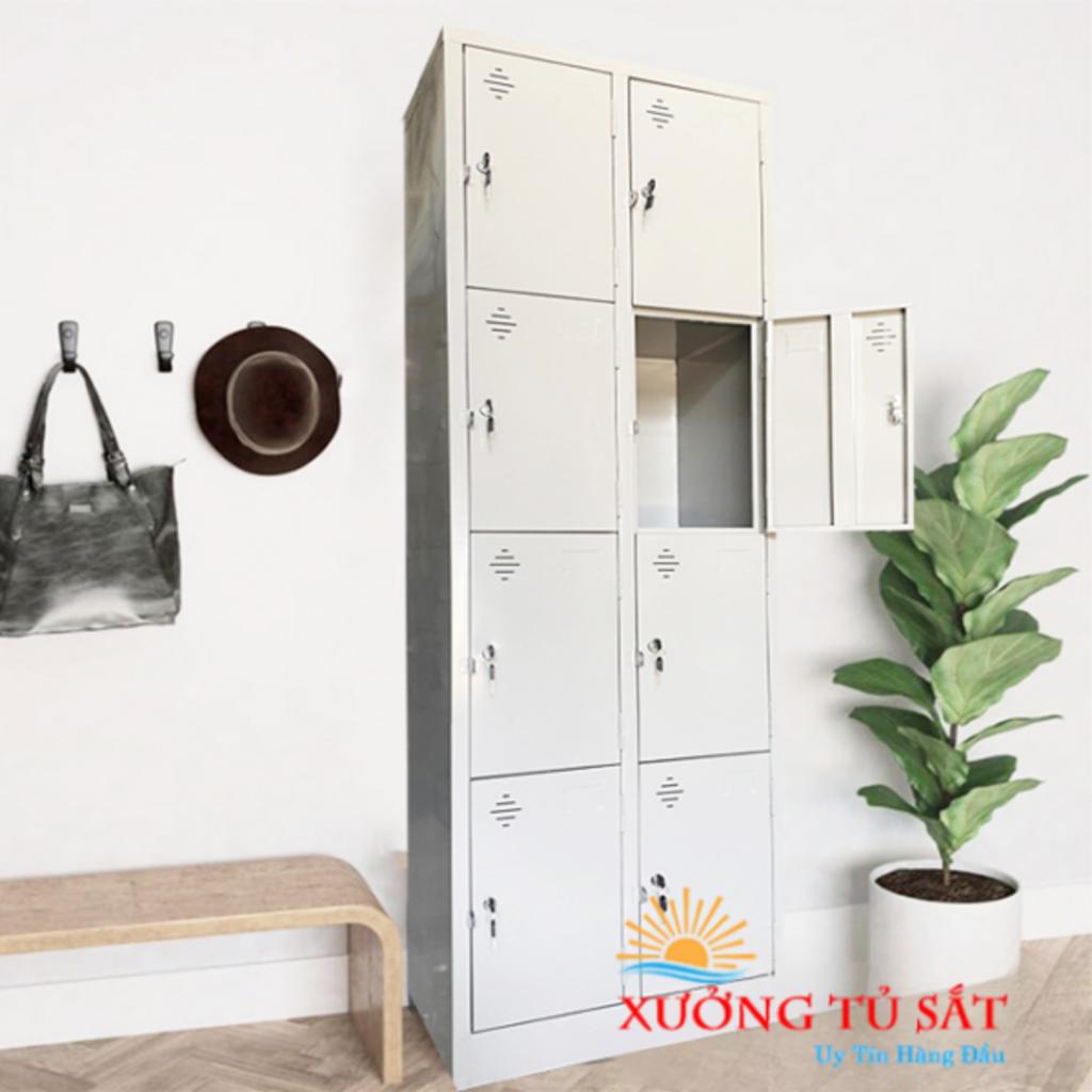 Thanh treo và ngăn con giúp phân loại và bảo quản đồ hiệu quả.