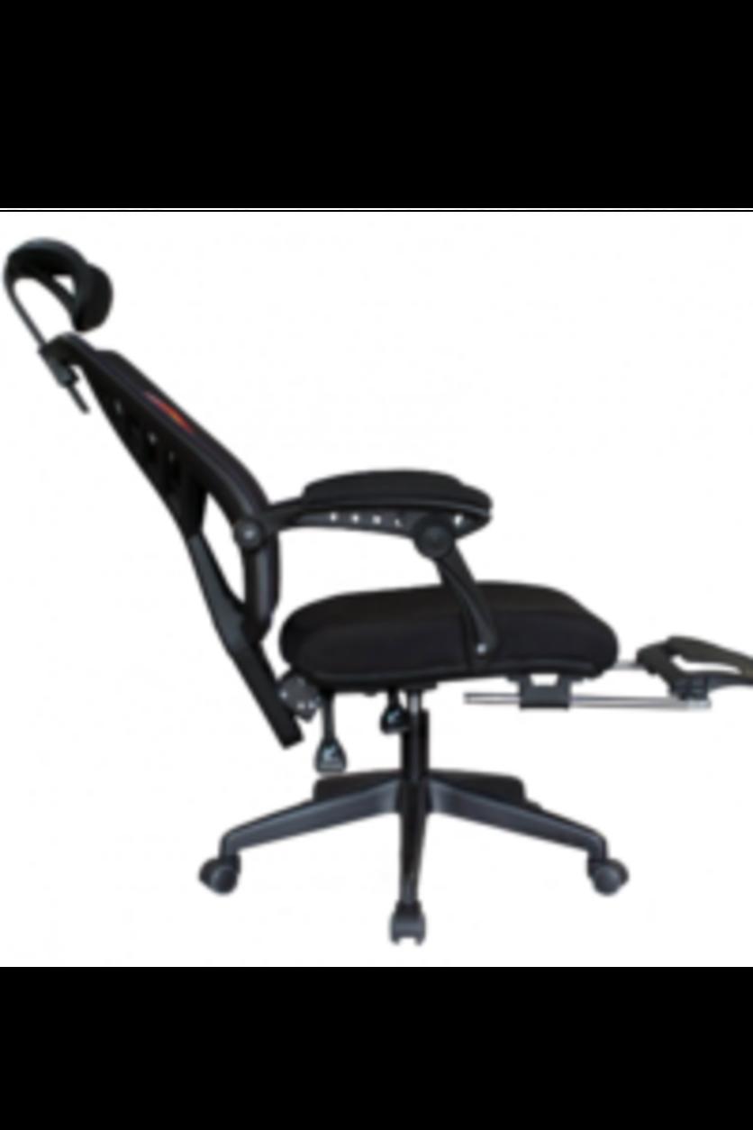 Gác chân nhựa dẻo chống trượt có thể gập gọn tạo điểm nhấn tiện lợi cho Ghế văn phòng DP 8334G.