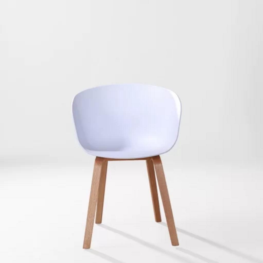 Ghế 1886 với thiết kế hiện đại, thích hợp nhiều không gian từ quán cà phê đến văn phòng và gia đình.