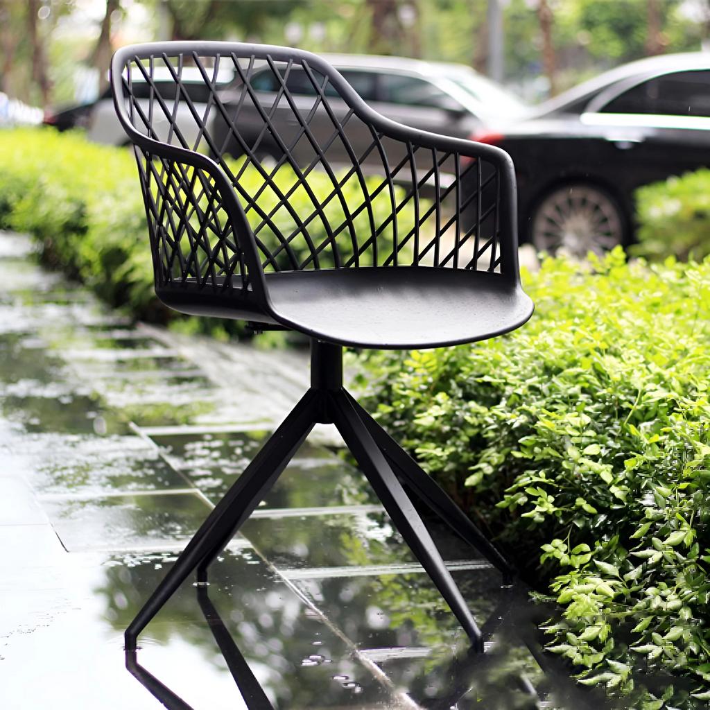 Kích thước cân đối và trọng lượng nhẹ giúp dễ dàng sử dụng trong mọi không gian.