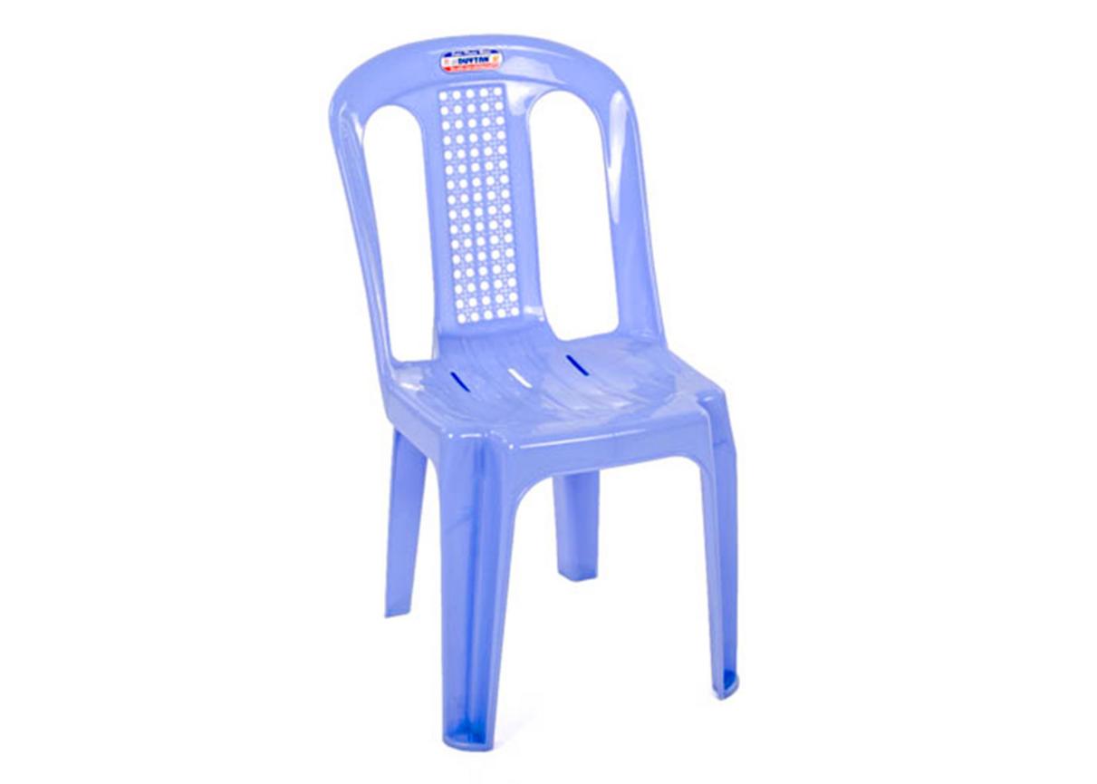 Hero image: Ghế dựa nhỏ lưới Duy Tân — nhỏ gọn, thoáng mát, phù hợp cho quán ăn và sân vườn.