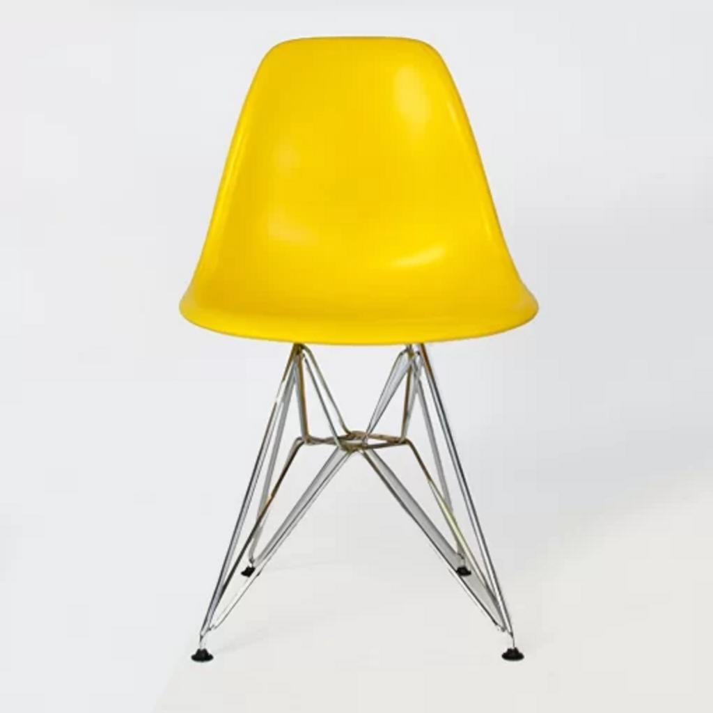 Ghế nhựa cafe 1028A hiện đại với thiết kế tinh tế và màu sắc đa dạng.