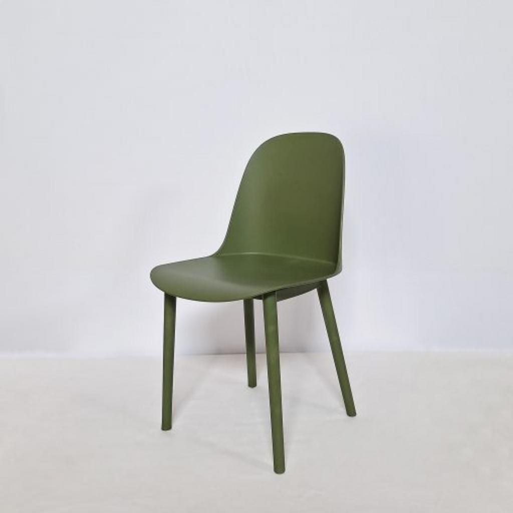 Ghế nhựa cafe 3000 với thiết kế tinh tế, phù hợp mọi không gian.