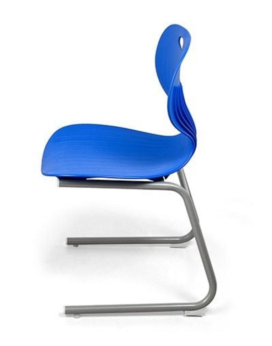 Ảnh sản phẩm Ghế tựa GT07.1 nổi bật với thiết kế khung thép và mặt ngồi nhựa cao cấp.