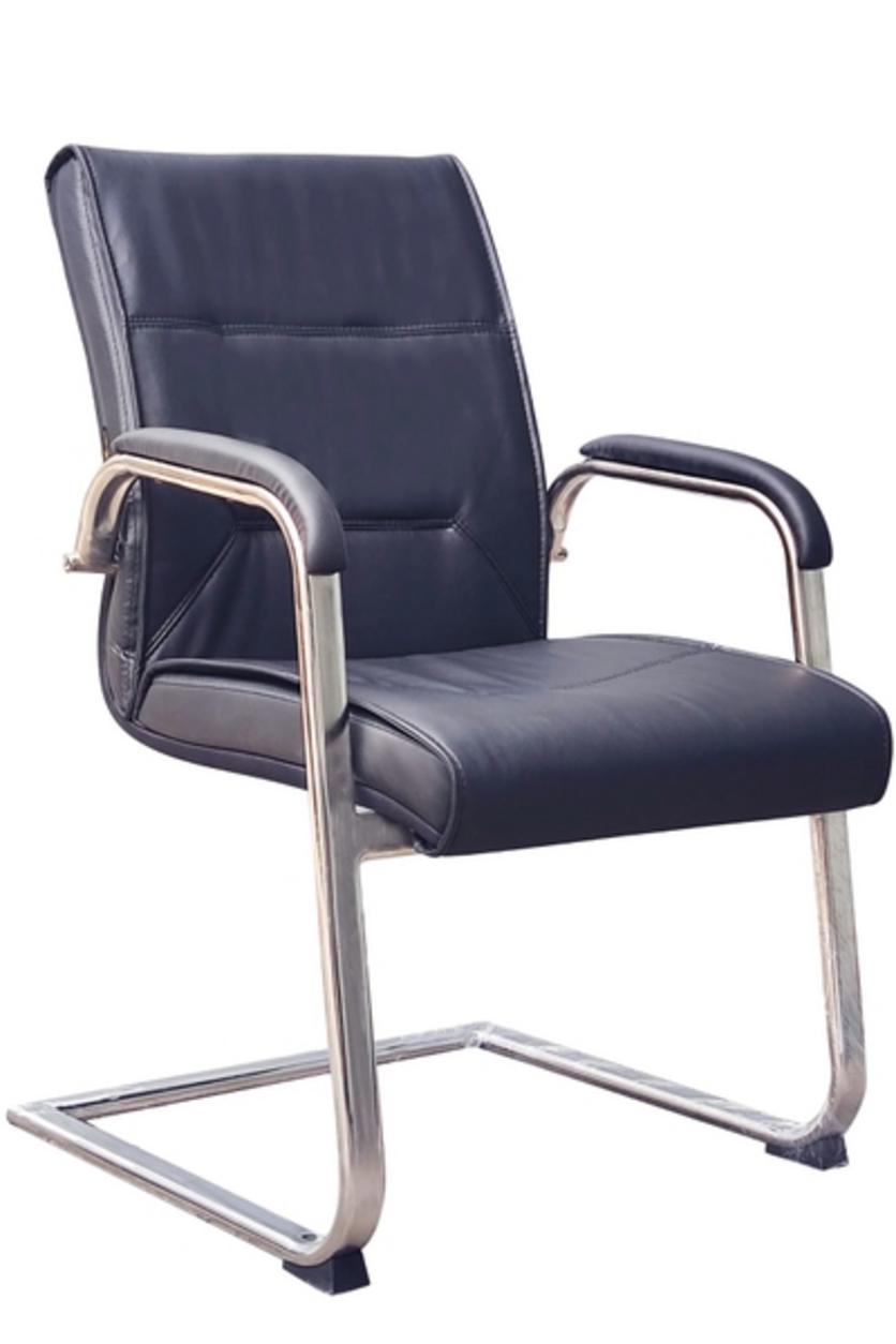 Ghế văn phòng DP 446D nổi bật với thiết kế chân quỳ inox và đệm mút êm ái.