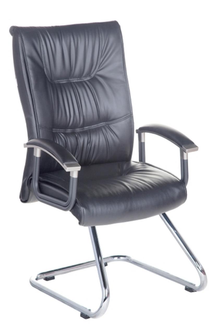 Ghế văn phòng DP436 mang thiết kế sang trọng với chân quỳ inox bền bỉ và đệm ngồi êm ái.