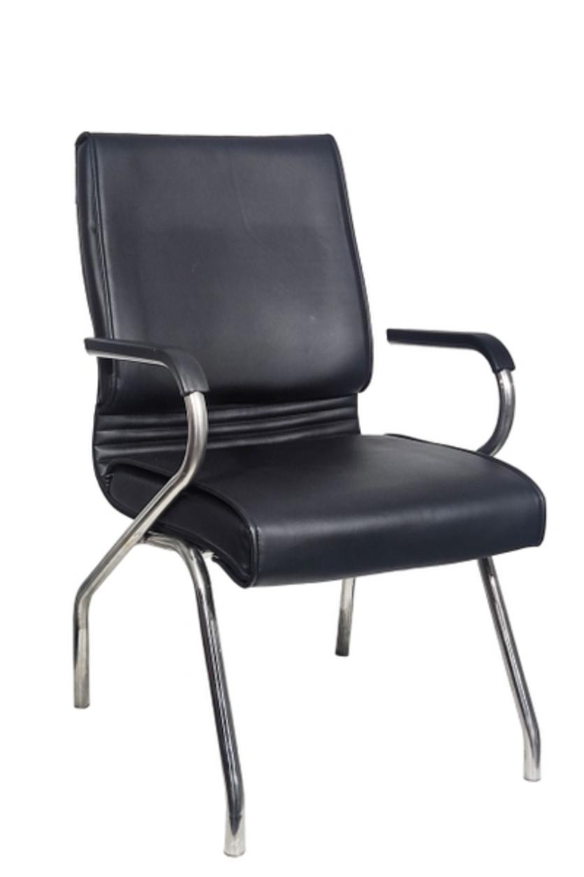 Ghế văn phòng DP462 nổi bật với thiết kế sang trọng và sự thoải mái vượt trội.