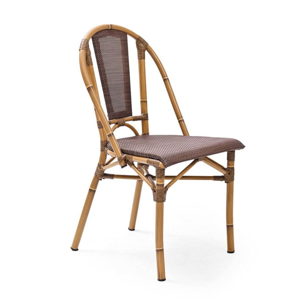 Ghế Fansipan Paris Khung Nhôm Không tay Tựa nổi bật với thiết kế hiện đại và độ bền cao.