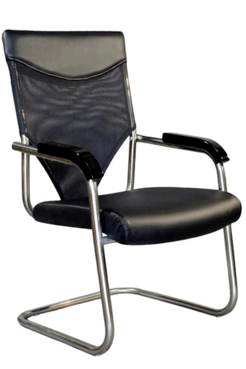 Ghế văn phòng DP457 với thiết kế tinh tế và khung chân inox chắc chắn.