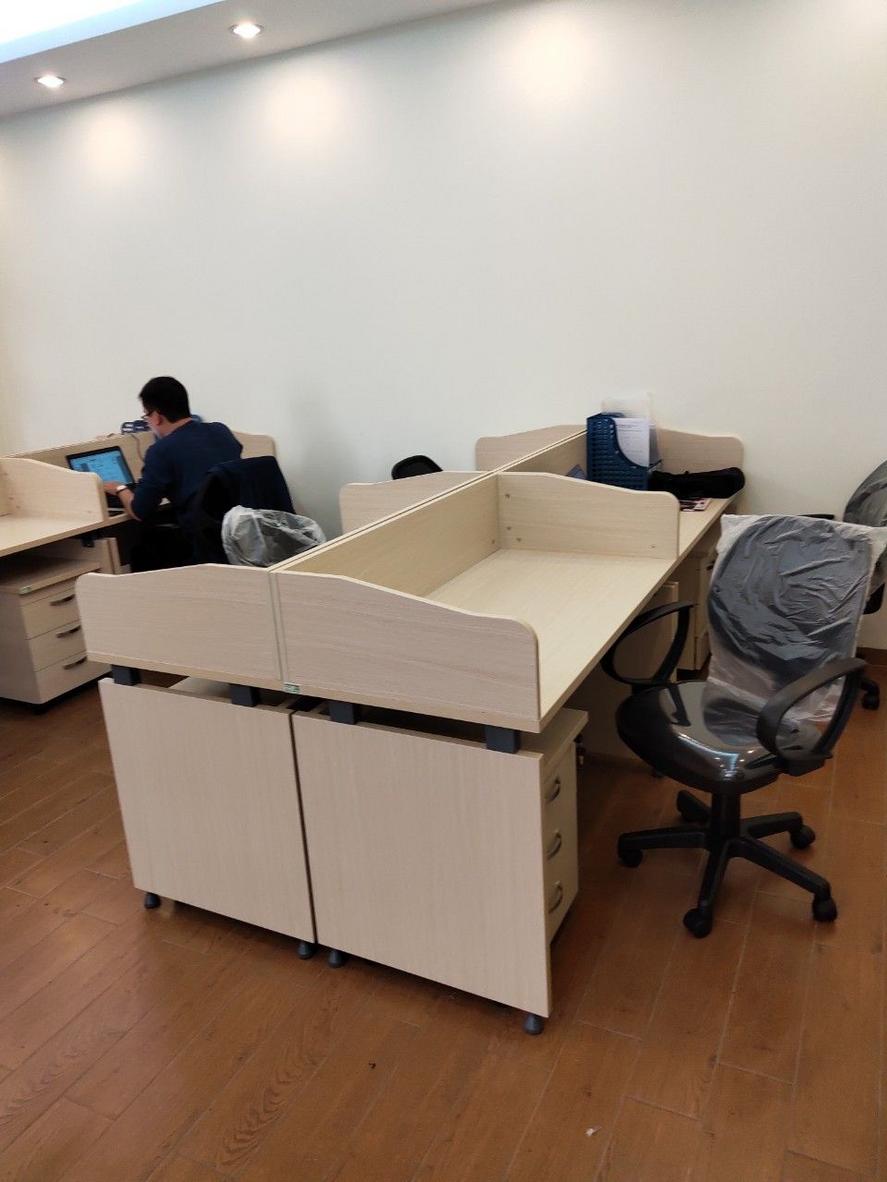 Hình ảnh tổng quan sản phẩm Vách ngăn gỗ VG18 thể hiện chất lượng gỗ và thiết kế tinh tế.