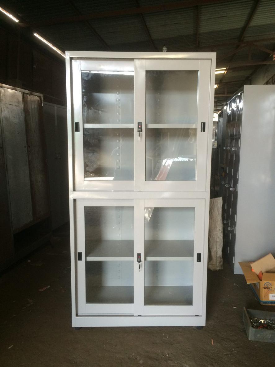 Tủ sắt hồ sơ 4 cửa lùa — giải pháp lưu trữ gọn gàng cho văn phòng nhỏ và trung bình.