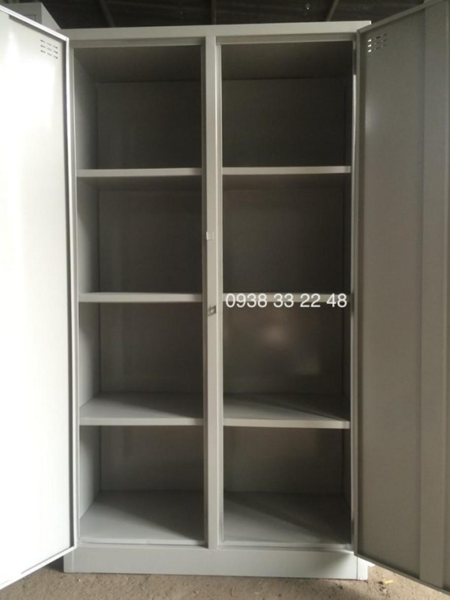 Hoàn thiện ghi xám chuyên nghiệp và chân cao su bảo vệ sàn, dễ vệ sinh.