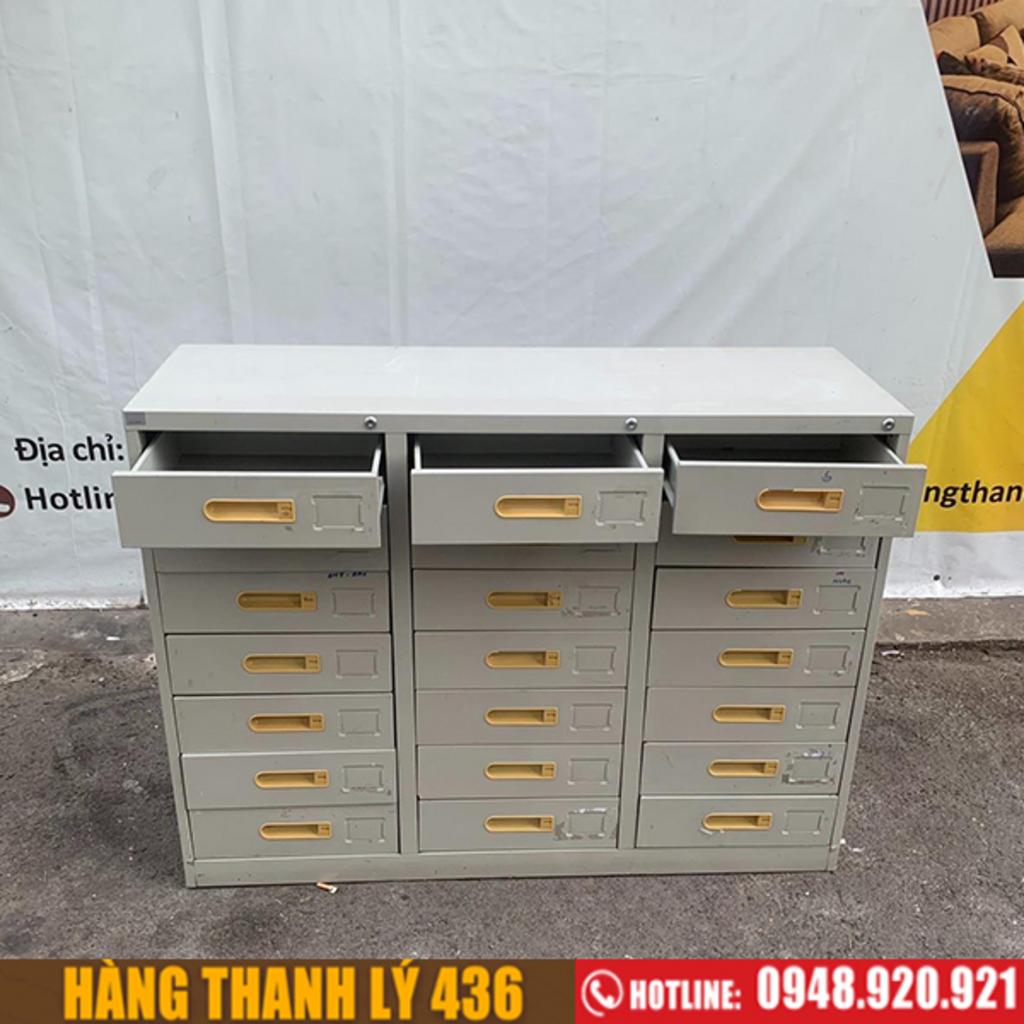 Hình ảnh cận cảnh ổ khóa riêng biệt trên từng ngăn kéo, nhấn mạnh tính bảo mật.