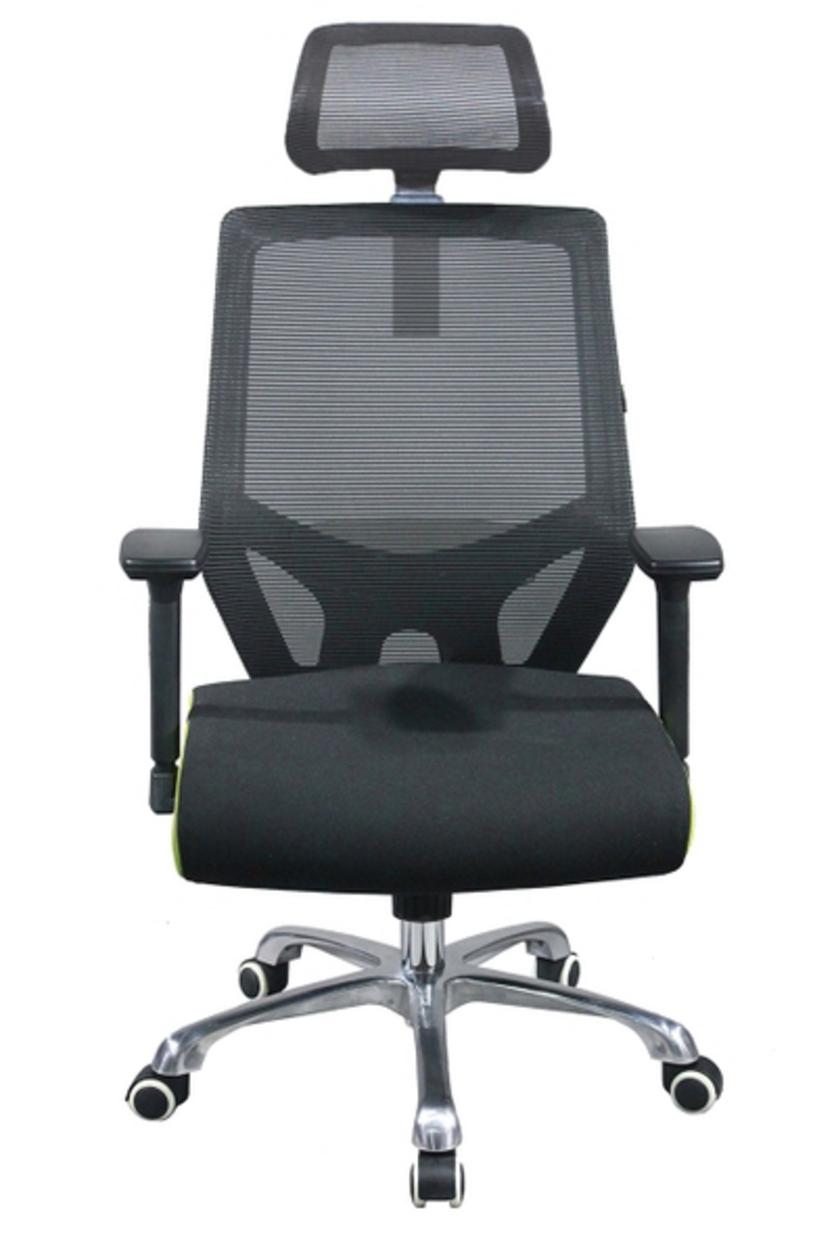 Khung nhựa bọc lưới thoáng khí giúp giữ mát mẻ khi ngồi lâu.