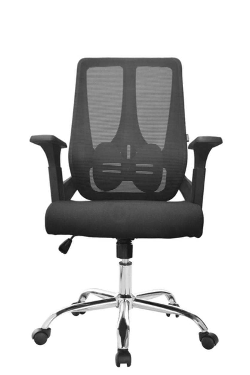 Khung nhựa bọc lưới thoáng khí giữ cho lưng luôn mát mẻ và thoải mái suốt ngày làm việc.