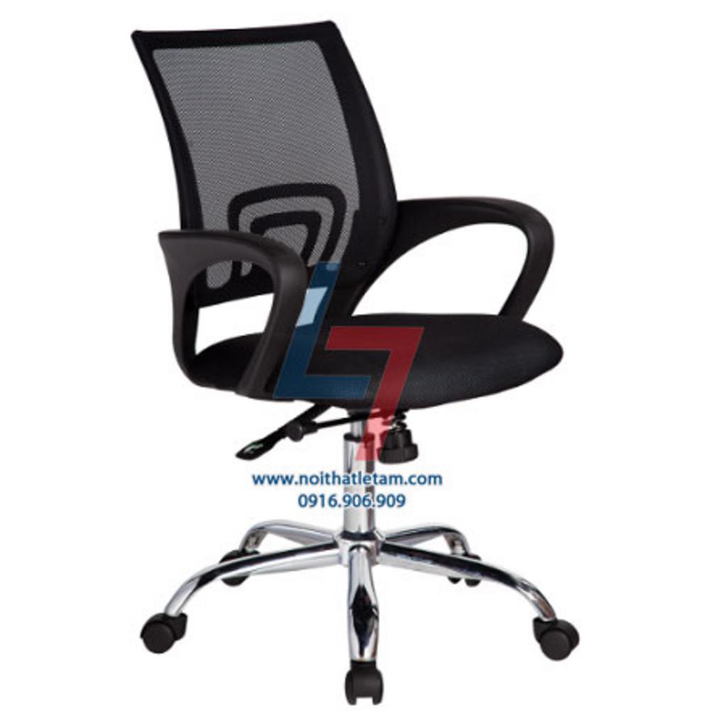 Khung nhựa đen cách điệu hiện đại và bền bỉ của Ghế văn phòng DP517.