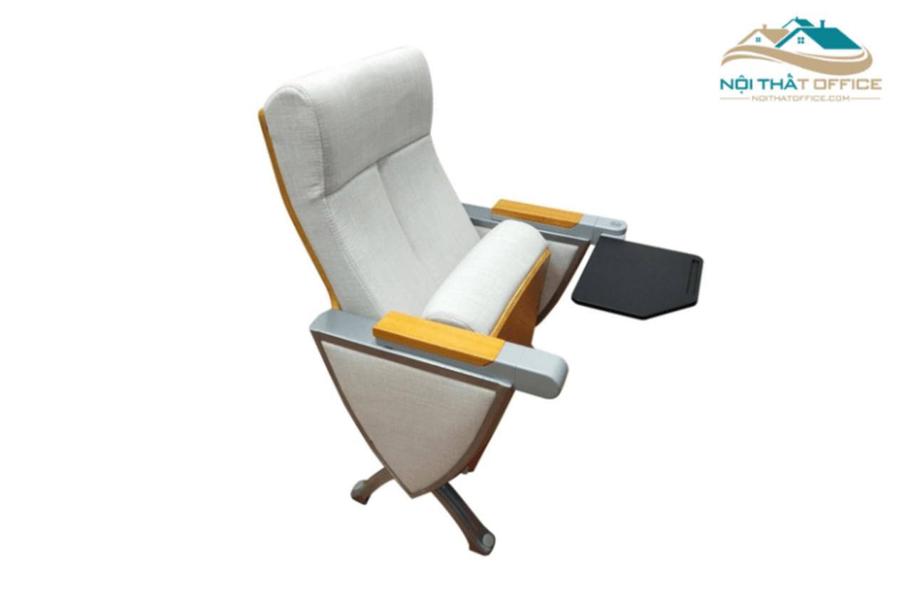 Khung thép sơn tĩnh điện giúp ghế bền chắc và chống han gỉ hiệu quả.