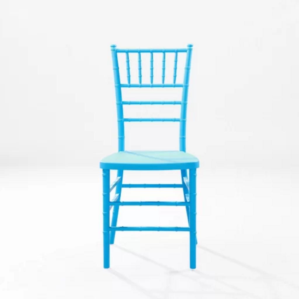 Kích thước chuẩn giúp ghế dễ dàng phù hợp với nhiều không gian.