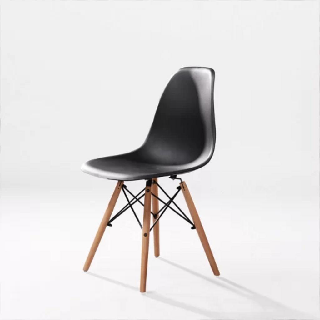 Kích thước tiêu chuẩn của Ghế 3009 phù hợp đa dạng không gian.