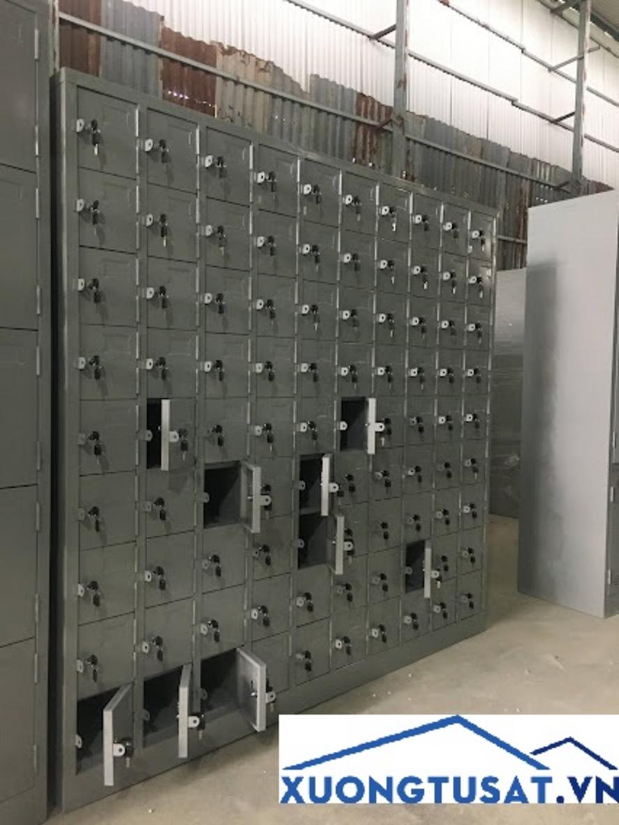 Kích thước phù hợp giúp tủ locker dễ dàng bố trí trong mọi không gian văn phòng.