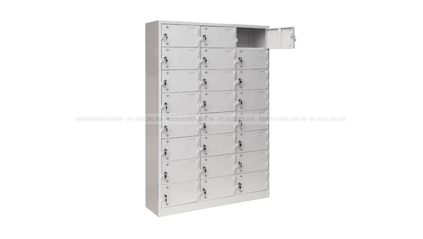 Tủ sắt TS24 có kích thước chuẩn, phù hợp mọi không gian văn phòng.