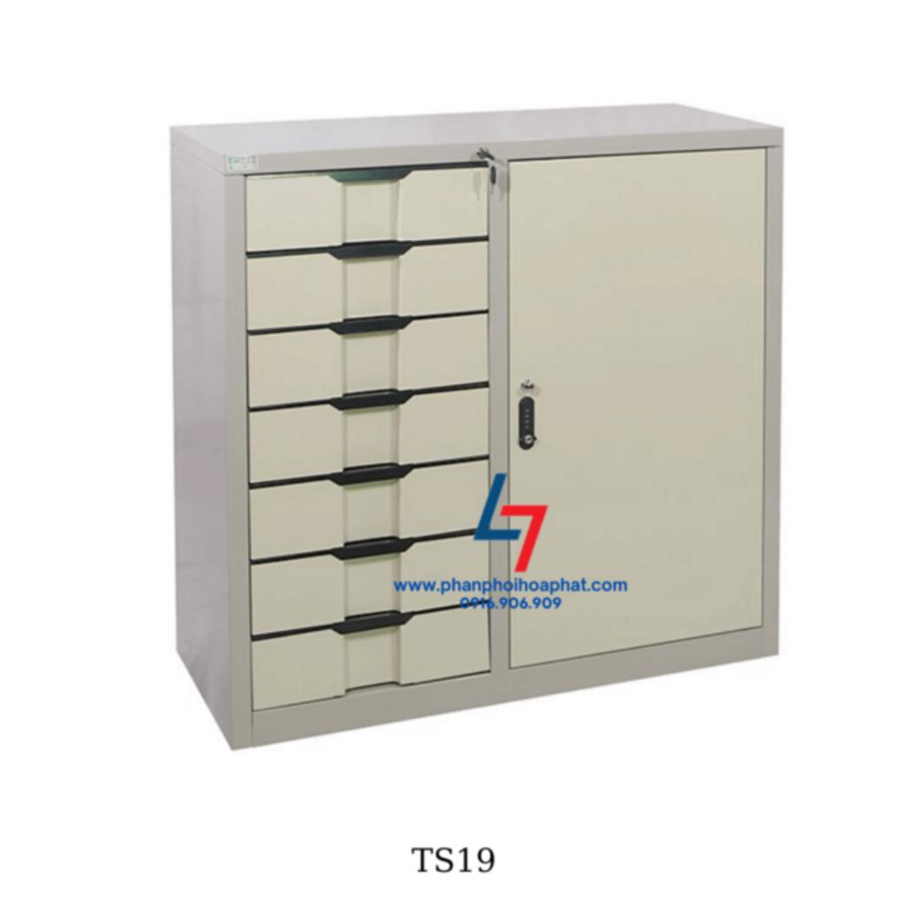 Lưng ghế lưới thoáng khí giúp tăng cường sự thoải mái khi ngồi lâu.