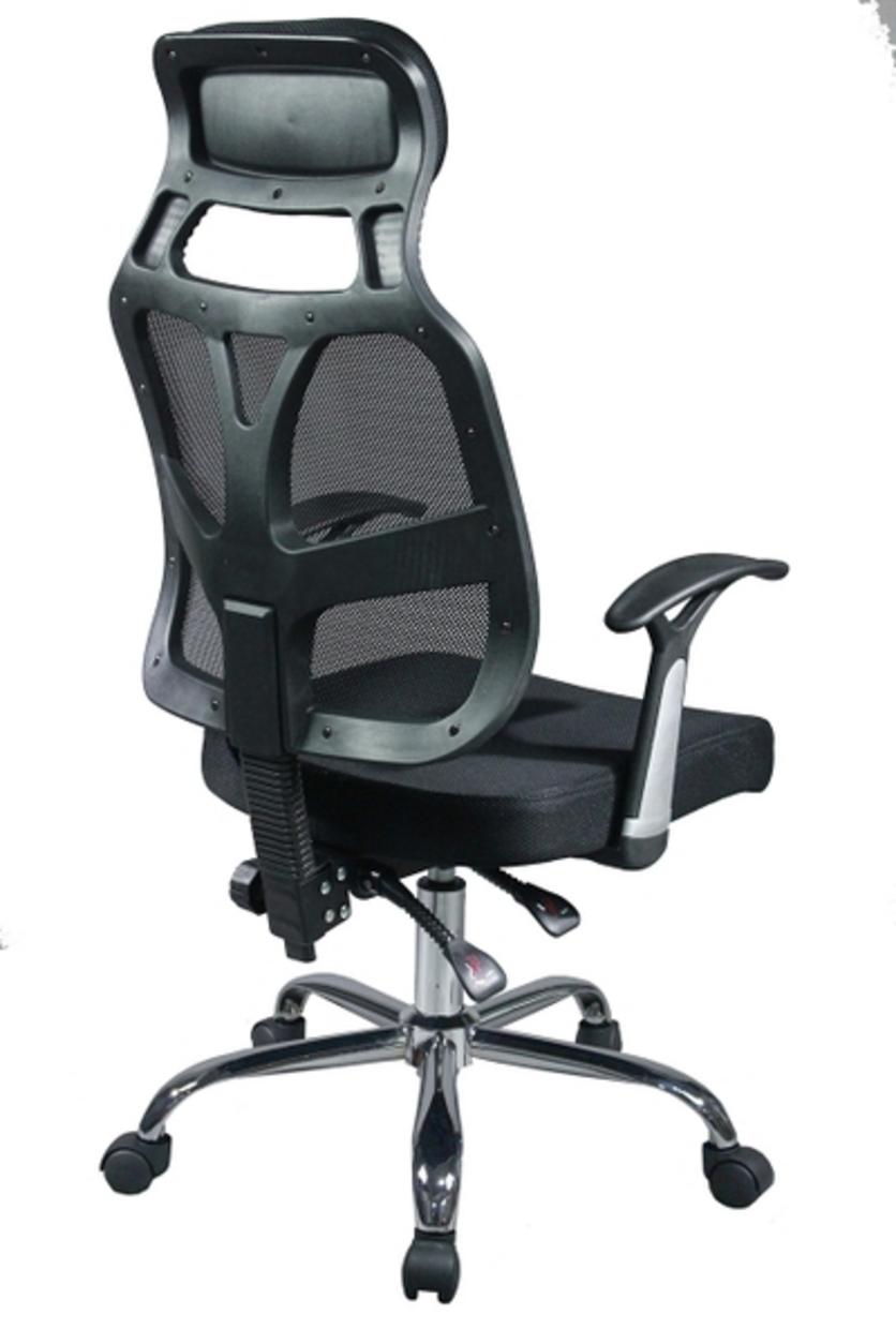 Lưng ghế bằng vải lưới thoáng mát, giúp giảm nhiệt và tăng sự thoải mái.