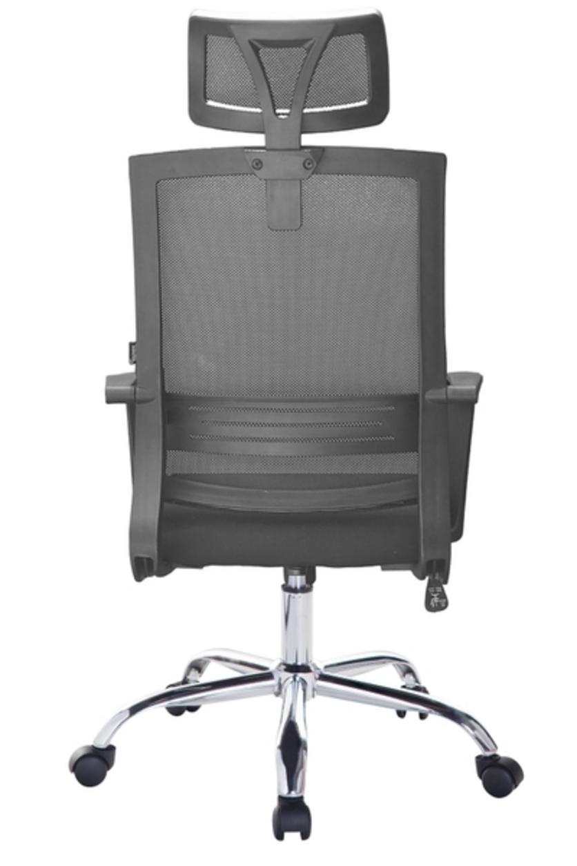 Lưng ghế bằng vải lưới thoáng khí, mang lại cảm giác mát mẻ khi ngồi.