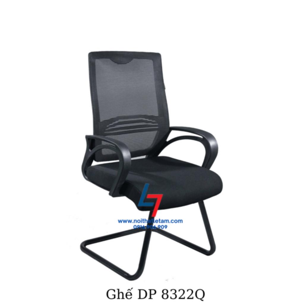 Lưng ghế vải lưới thoáng mát, tăng cường lưu thông khí cho người dùng.