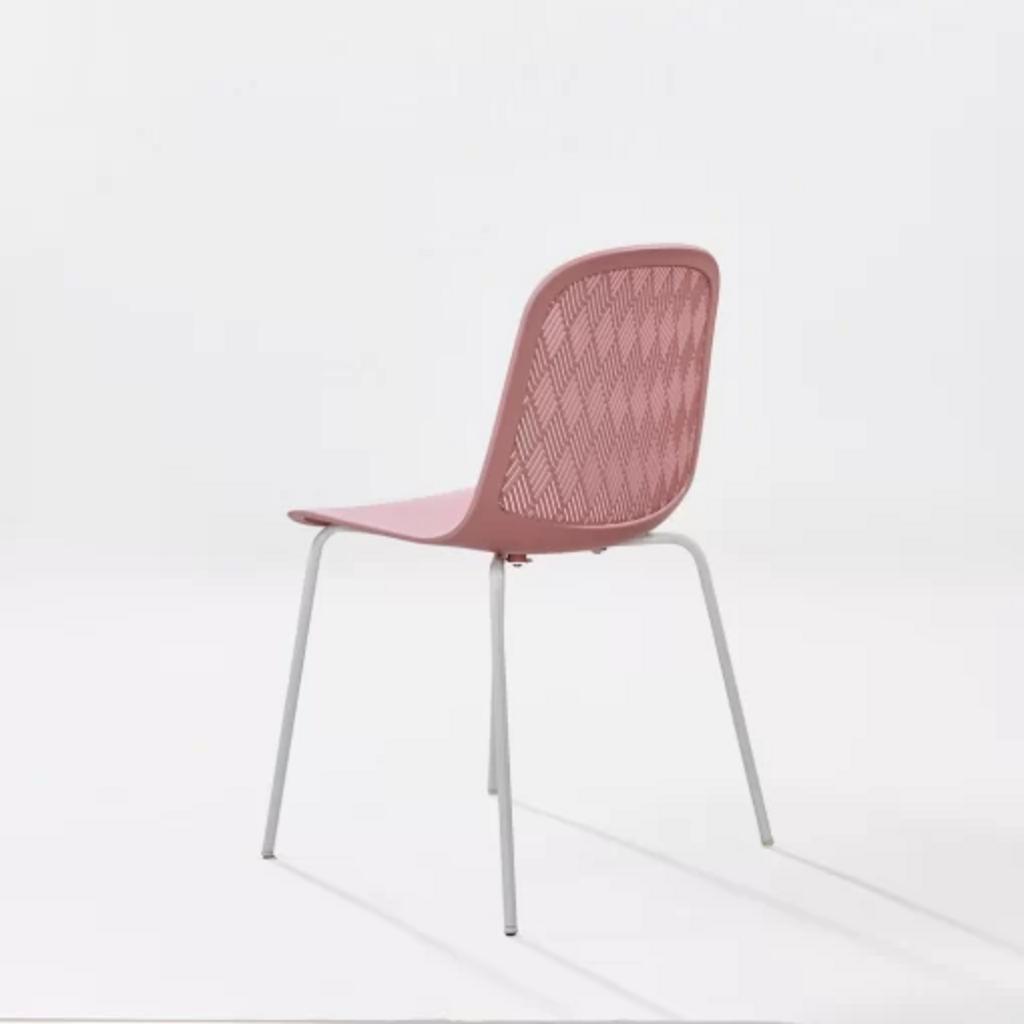 Bảng màu đa dạng của Ghế 3003A phù hợp nhiều phong cách nội thất.