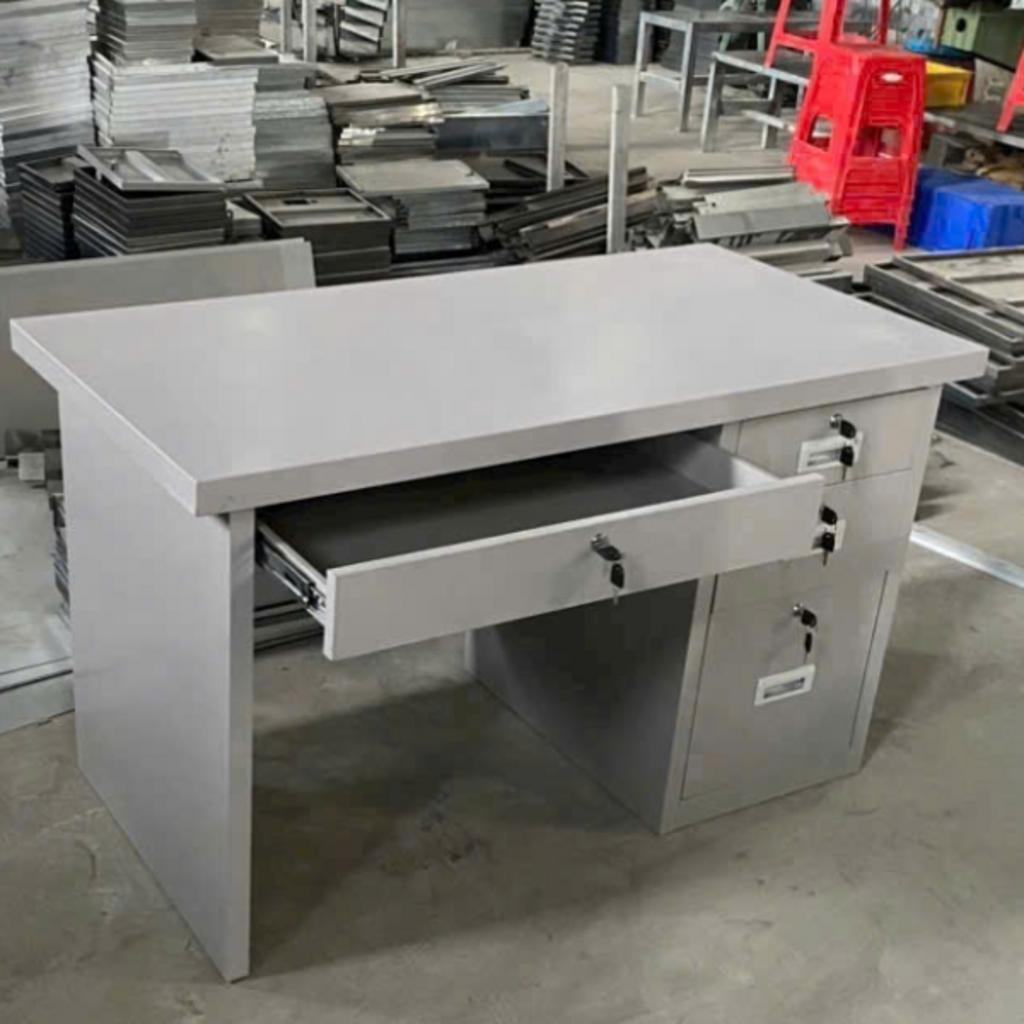 Hình ảnh cửa hàng Siêu Thị Đại Việt hoặc nhân viên hỗ trợ khách hàng với thái độ thân thiện, chuyên nghiệp.