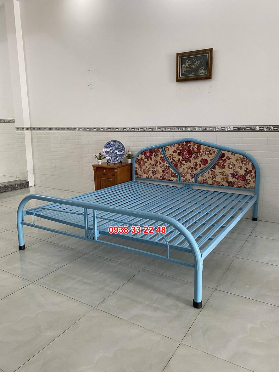 Hình ảnh thể hiện uy tín và dịch vụ chuyên nghiệp của Siêu Thị Đại Việt khi mua giường sắt.