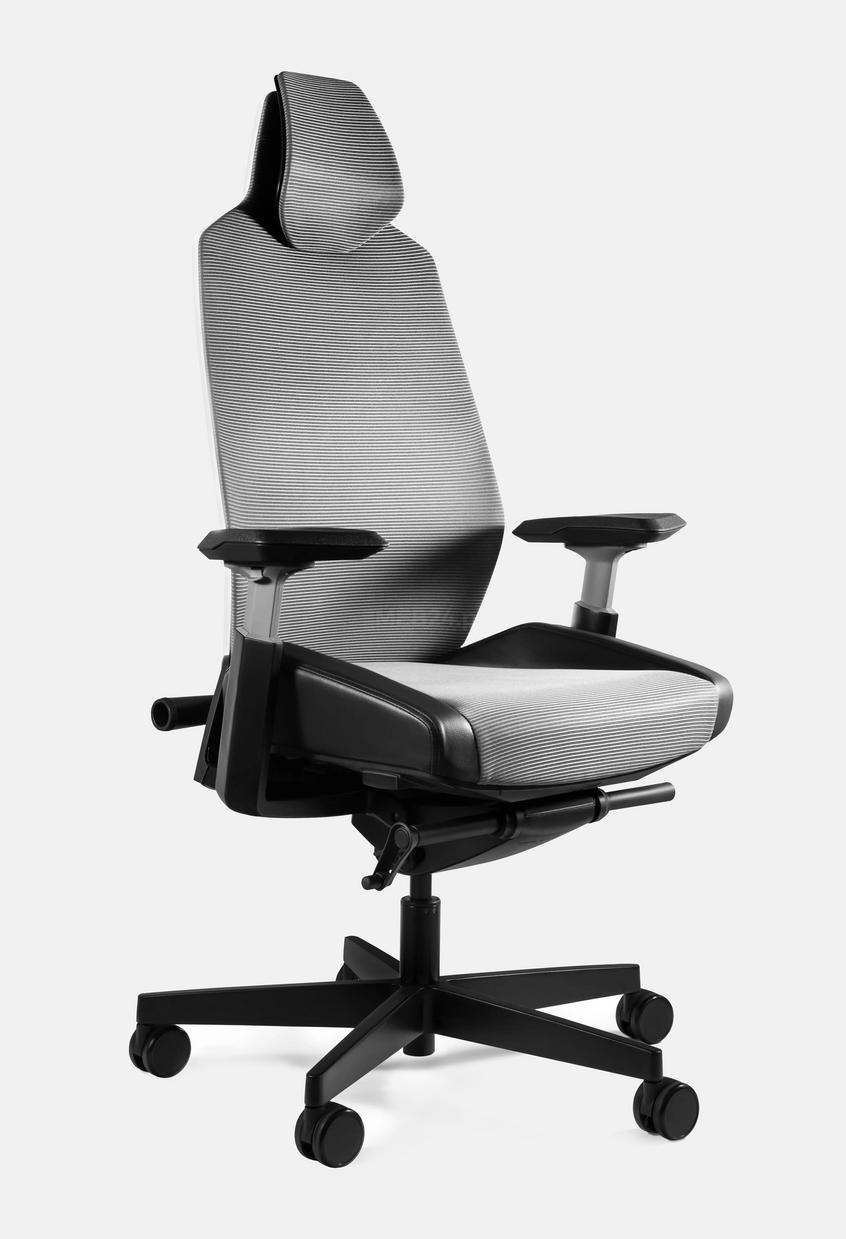 Nhiệt trị liệu kết hợp con lăn giúp giảm đau vùng thắt lưng hiệu quả hơn.