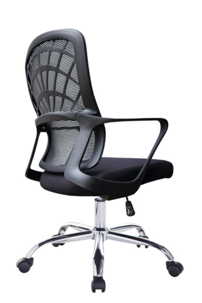 Piston khí nén mạ chrome giúp điều chỉnh chiều cao ghế phù hợp với từng người dùng.