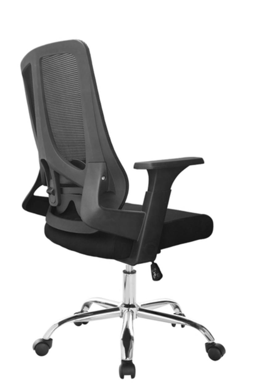 Piston khí nén mạ chrome giúp điều chỉnh chiều cao theo nhu cầu cá nhân.