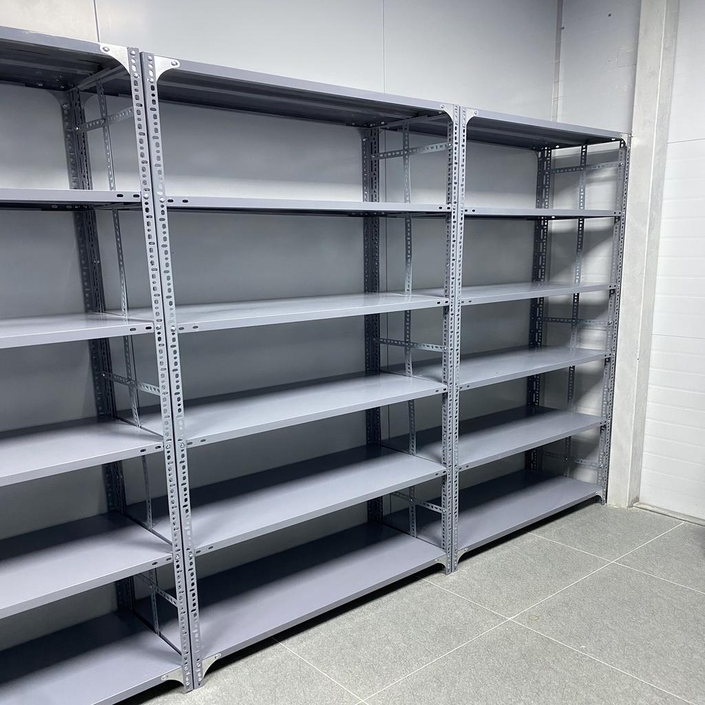 Đội ngũ Siêu Thị Đại Việt tận tâm phục vụ khách hàng với sản phẩm chính hãng và dịch vụ chuyên nghiệp.