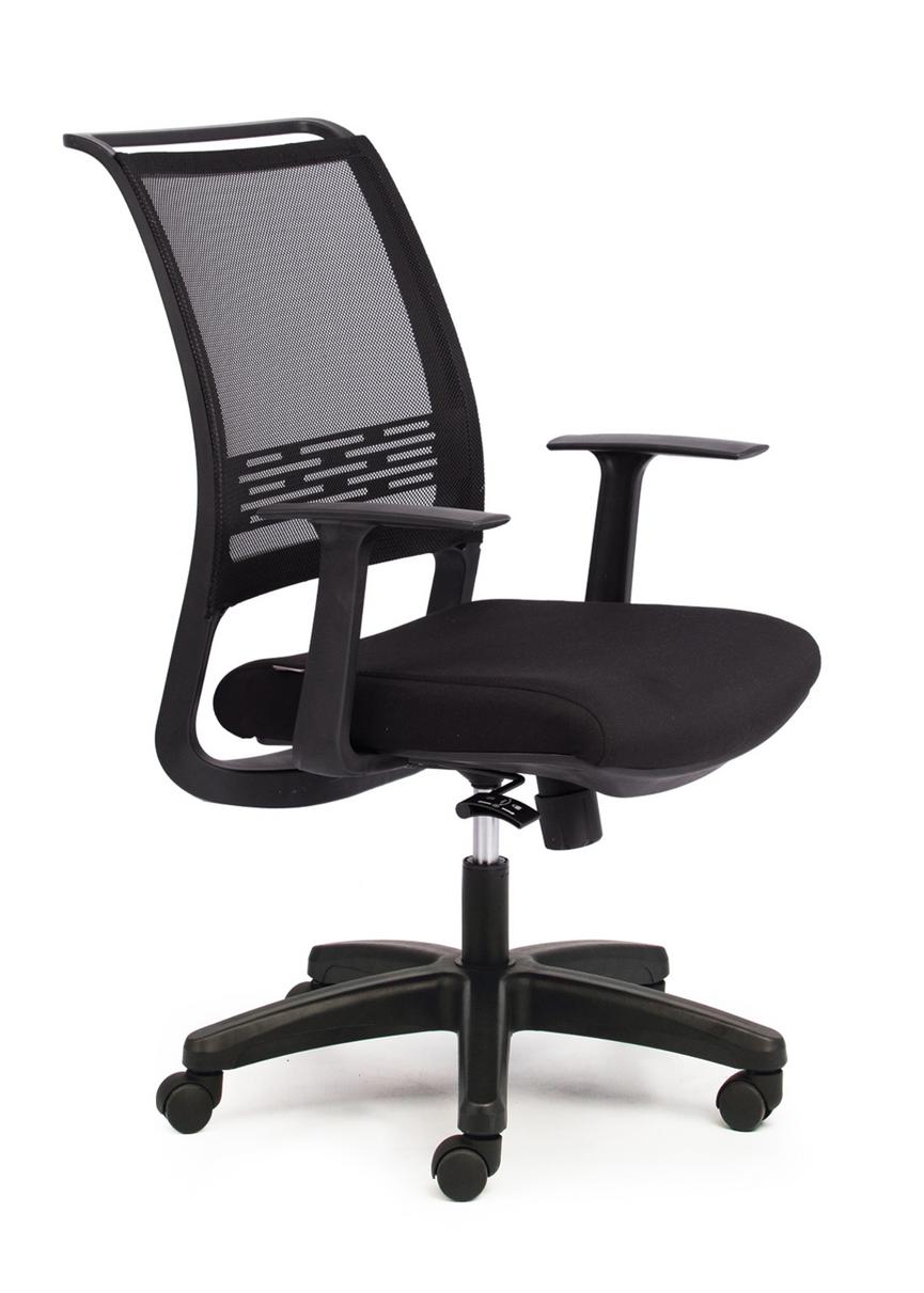 Hình ảnh cửa hàng Siêu Thị Đại Việt với nhân viên thân thiện tư vấn khách hàng.