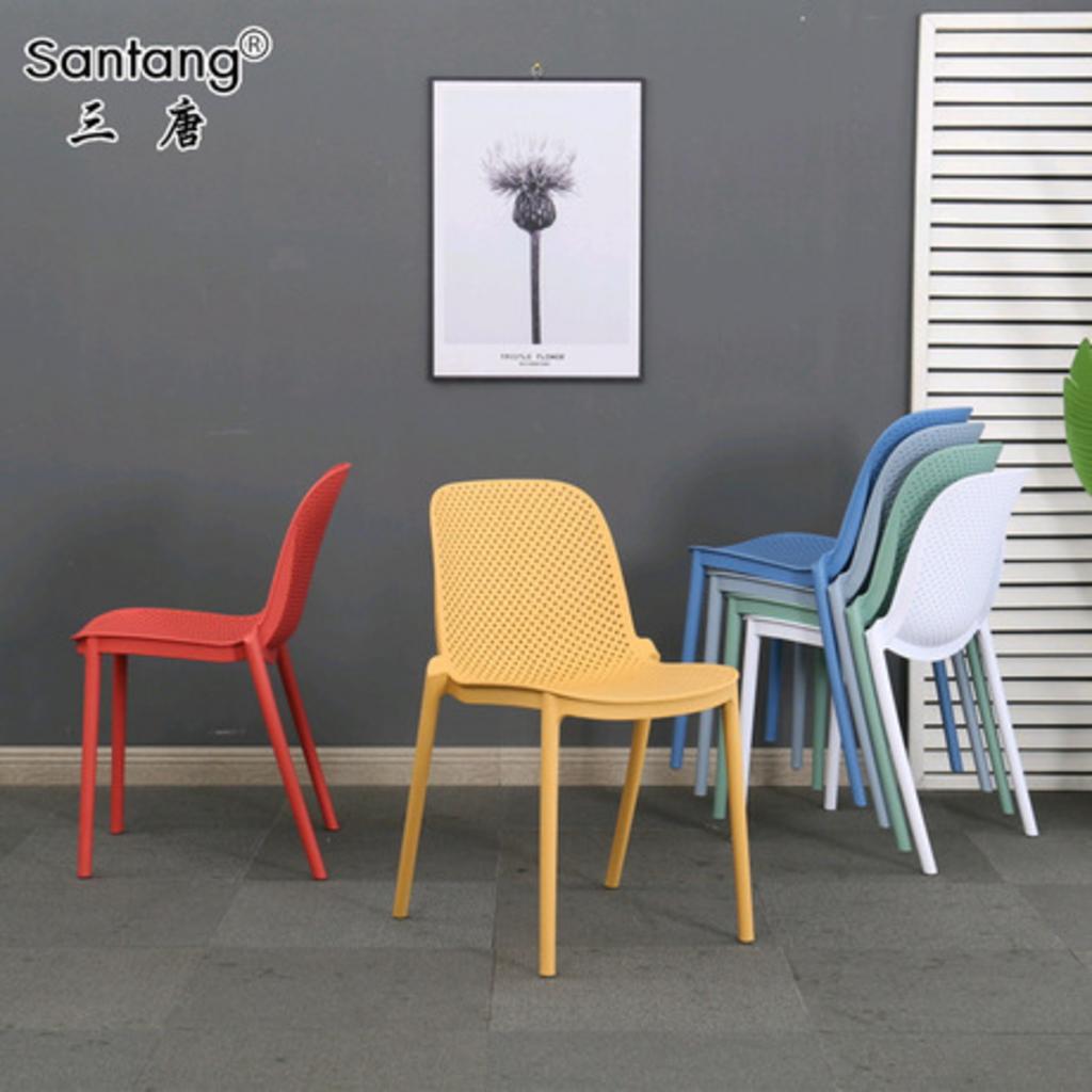 Hình ảnh thể hiện sự chuyên nghiệp và uy tín của Siêu Thị Đại Việt khi phục vụ khách hàng.