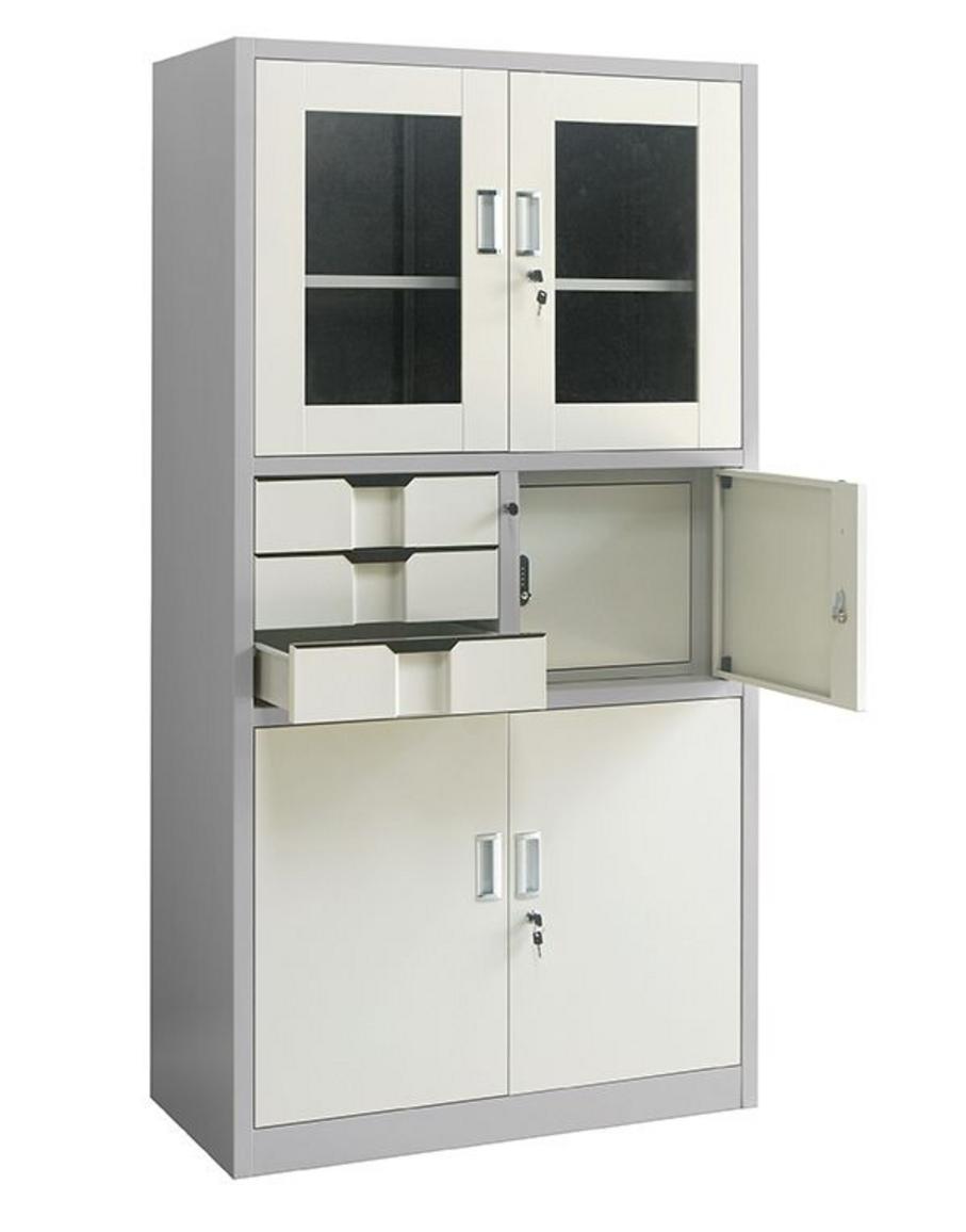 Tay nắm âm và bản lề giảm chấn cho trải nghiệm đóng mở êm ái.