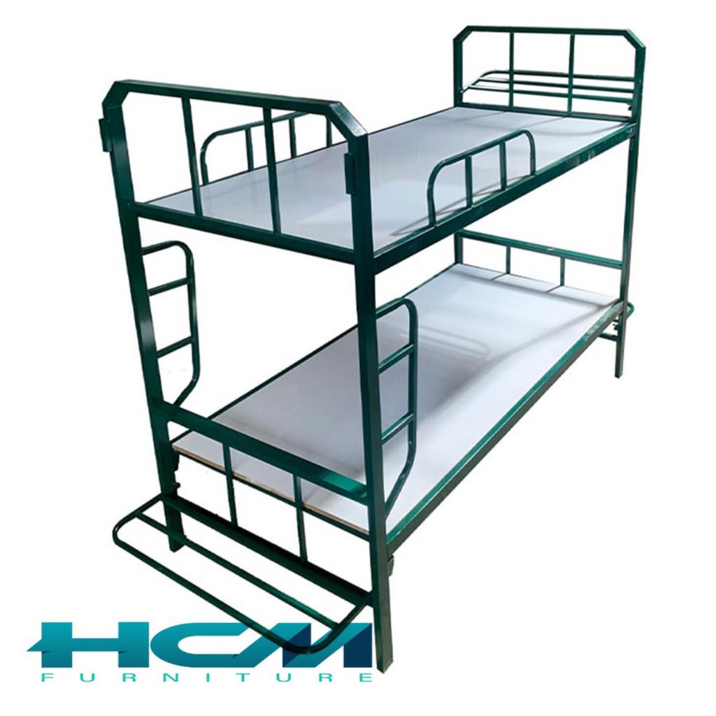 Ảnh cận cảnh lớp sơn tĩnh điện chống gỉ trên bề mặt khung sắt, thể hiện công nghệ bảo vệ hiện đại.