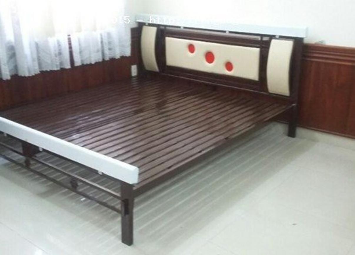 Lớp sơn tĩnh điện giữ màu sắc bền bỉ, chống gỉ sét hiệu quả.