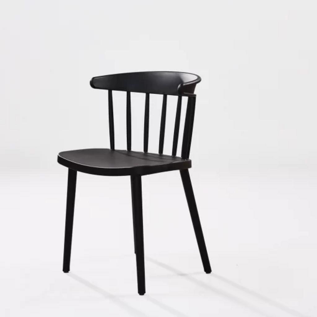 Tính năng chồng xếp tiện dụng giúp tối ưu không gian lưu trữ Ghế 3004.