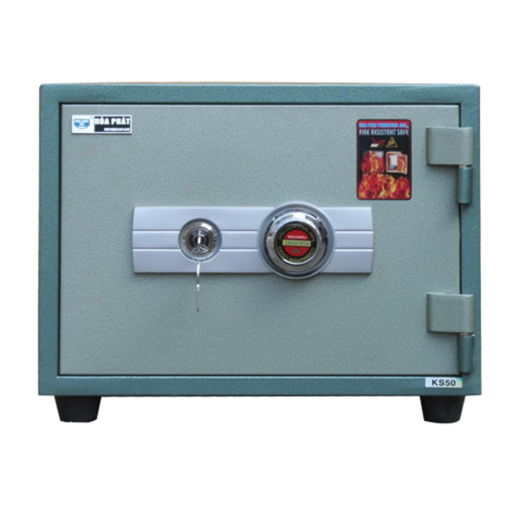 Hình ảnh minh họa khả năng chịu tải trọng từ 5-10 kg mỗi ngăn của Kệ sắt văn phòng 50 ngăn K50N.