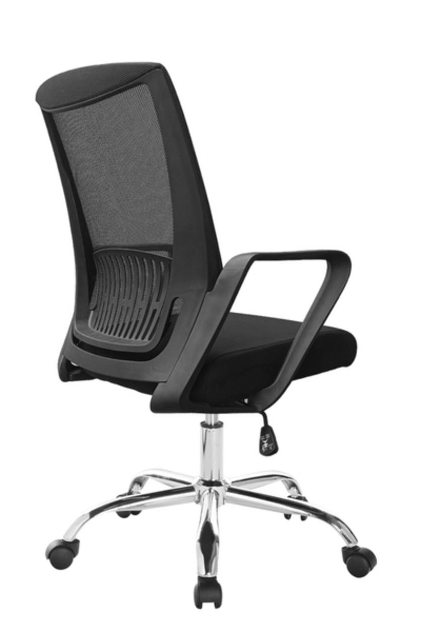 Tay ghế nhựa PP cố định mang đến sự ổn định và thoải mái trong từng thao tác.