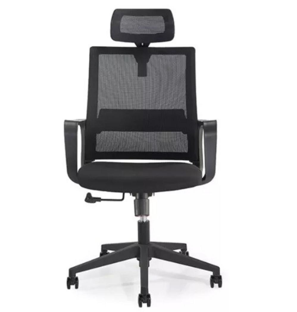 Tay ghế nhựa PP cố định mang lại sự chắc chắn và thoải mái cho người dùng.