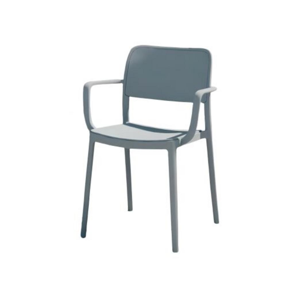 Tay vịn bo cong tạo nên điểm nhấn sang trọng và tiện dụng cho Ghế 3054.