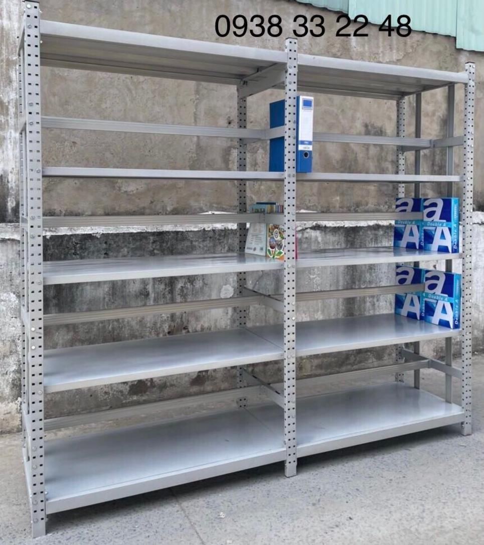 Kệ thư viện 2 mặt 4 tầng giúp tối ưu toàn diện không gian lưu trữ.