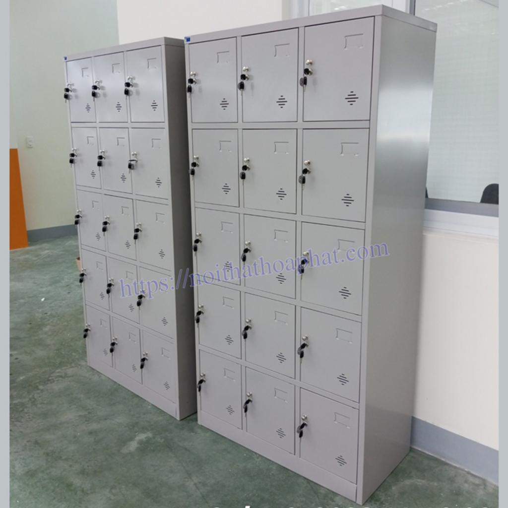 15 ngăn với bảng tên ngoài cánh tủ tiện lợi cho từng học sinh.
