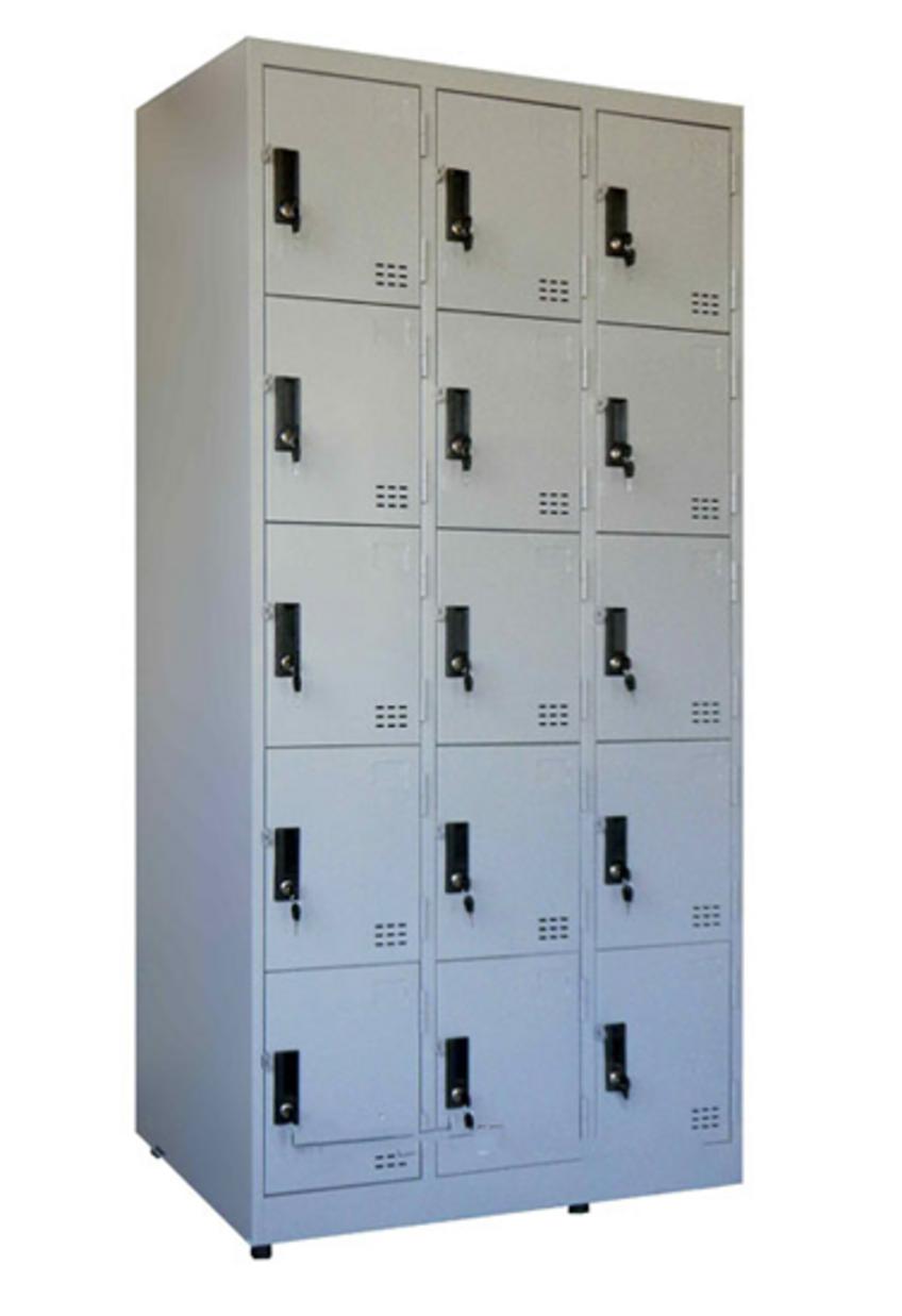 Thiết kế đố nổi bản lề âm mang lại độ chắc chắn và sang trọng cho tủ locker.